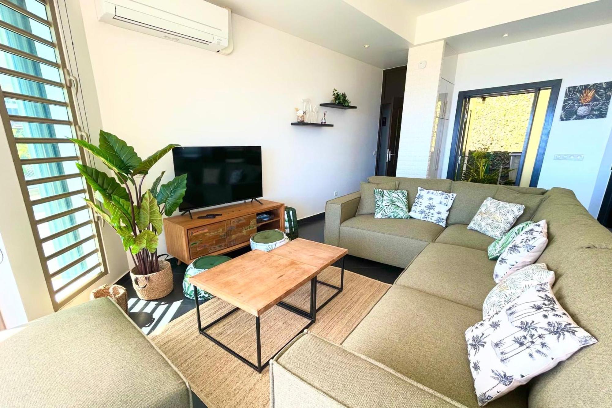 Villa Tiki Wonderfull Sea View Пунауиа Екстериор снимка